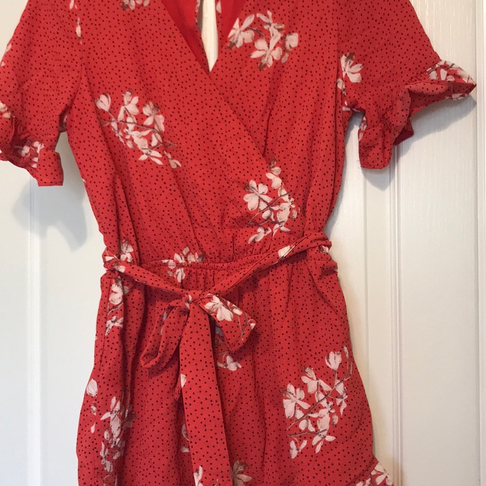 Floral Juniors Romper - Picture 2 of 3